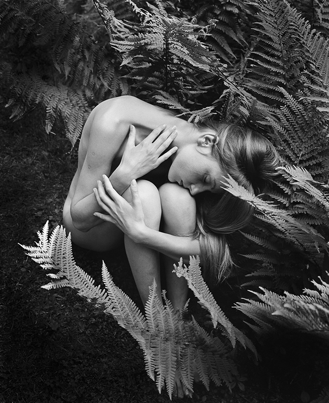 TARAS KUŠČYNSKYJ - Schoulená – Dana, 1972  - © copyright TARAS KUŠČYNSKYJ