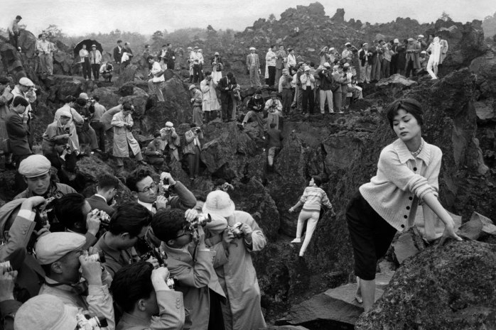 Marc Riboud, Photography Fair 150 Kilometers from Tokyo Japan, 1958 - © Marc Riboud