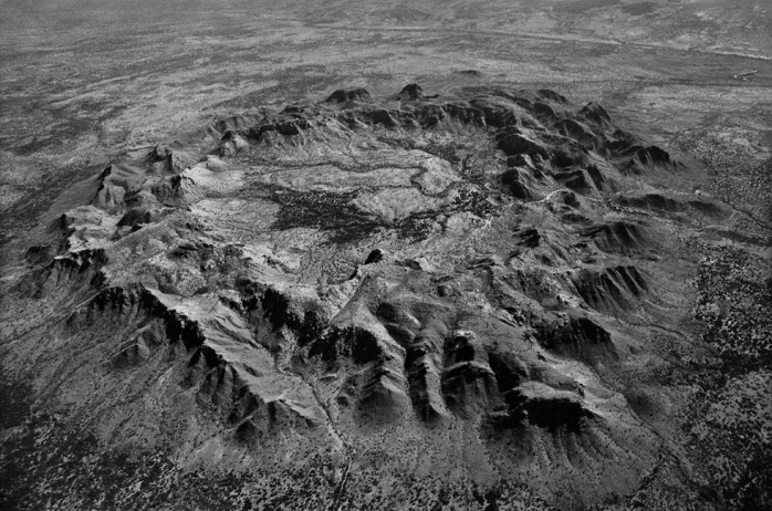 Stan Gaz,  Cradle 2 (Gosses Bluff), Northern Territory, Australia, 2007 - © Stan Gaz