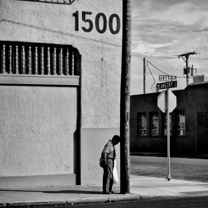  Matt Black, USA. El Paso, Texas. 2015. El Paso has a population of 649,121 and 21.5% live below the poverty level. - © Matt Black